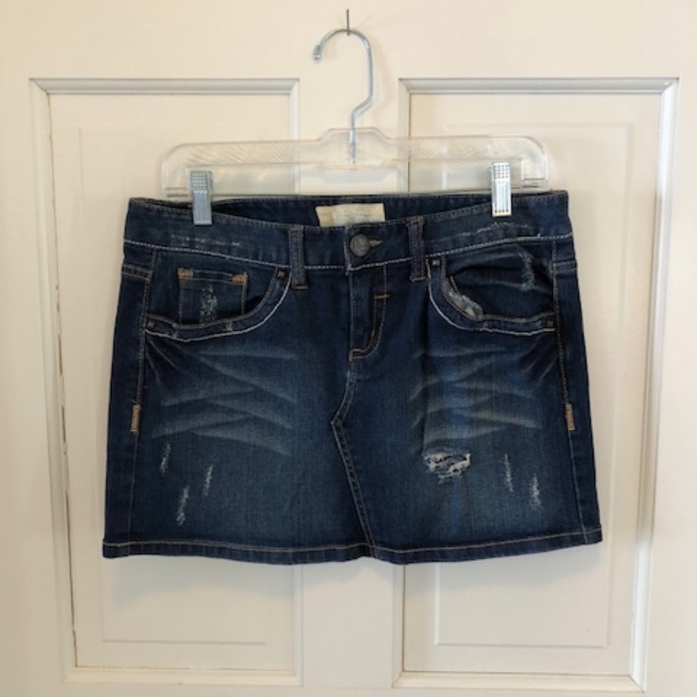 Mini jean skirt